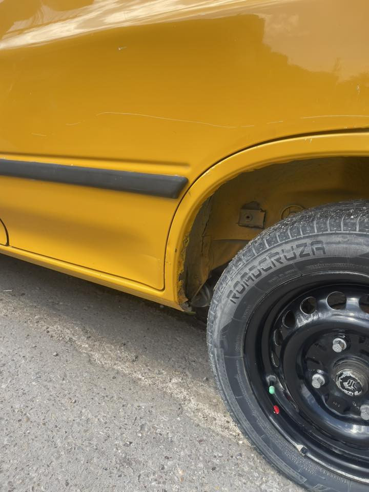 السلام عليكم سايبا 18 باسمنا مضفرة هيئة سنوية جديدة مكينا مكفولة كير مكفول بيها صبغ قليل بالجاملغ مابيها ضربة قوية بيها نضوح بسيط تخم تاير باتري جدد صدرها جيد تبريد شغال بيع فقط بعقد مروري التواصل مع الرقم *********** سعرها 44
