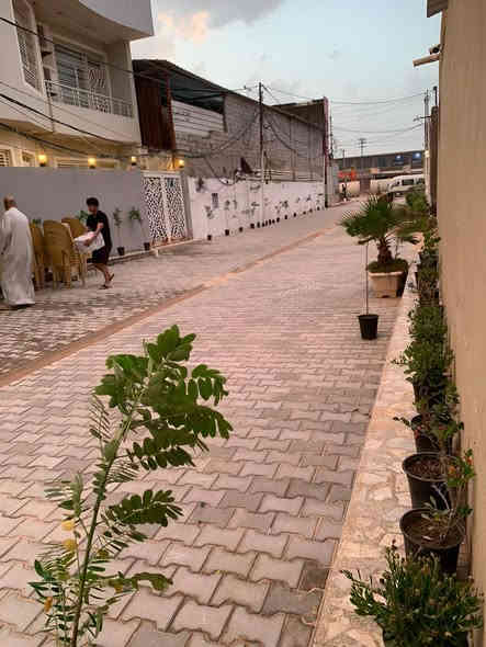 عرصه للبيع 200متر شارع المطار الجديد مقابل جوهره العرب فرع مثجات الاوائل شارع المقرنص +مجاري للاتصال ***********
