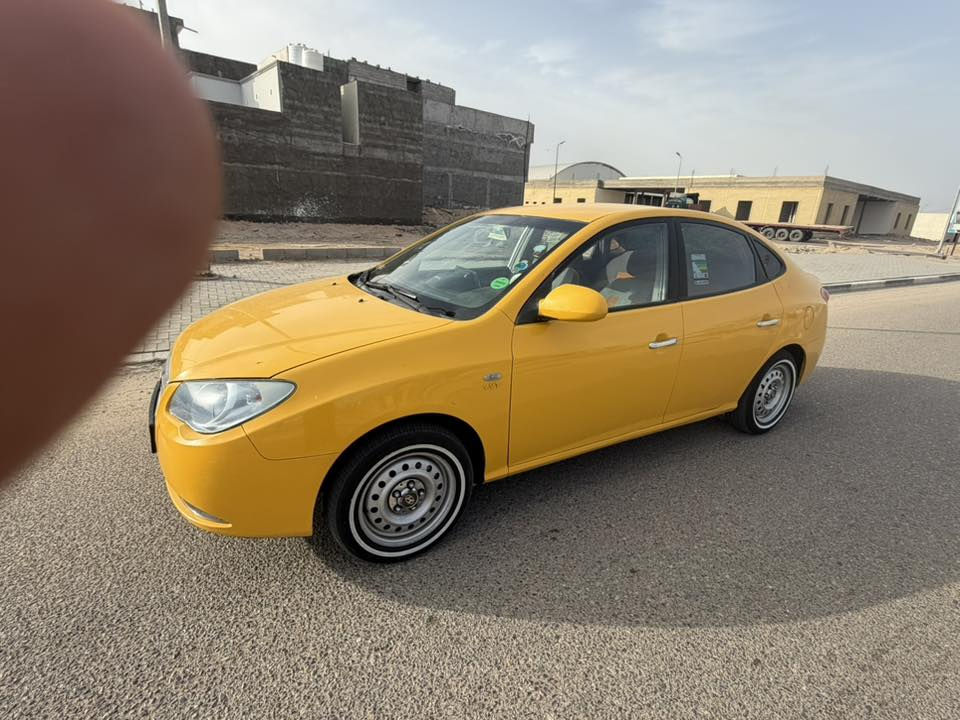 السلام عليكم اخوتي
النتره صابونه 

ادوات ادوات ادوات 

كصه جنطه 

مكانهه بصره 

شرط سيارة ربع ماذب عليهه

تبريد كلشي شغال بيهه 

سعرهه 45

***********
