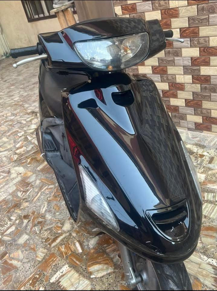 سلام عليكم 
دراجه فراشه للبيع الدراجه مجفته بس نضيفه كلش من ناحيه كلشي السعر 425قفل قفل قفل مكاني نجف ***********
