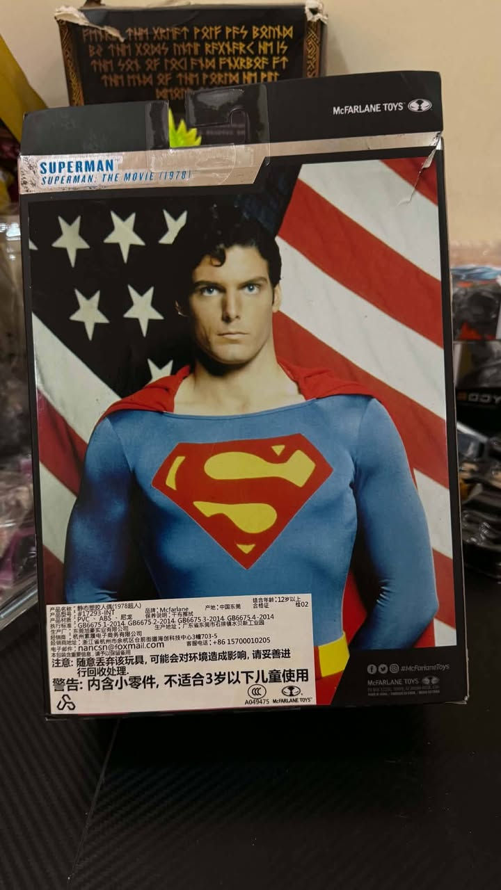 السلام عليكم 
مكلف بالنشر 
محسم سوبرمان انتاج شركة McFarlane 
نسخه الكلكتر ادشن 
المجسم مثل ما موضح بالصور جديد غير مستخدم 
للأستفسار راسل الولد 🩵


**إذا كنت صاحب هذا الإعلان وتريد حذفه لأي سبب، رجاءا أرسل رسالة إلى الدعم الفني**