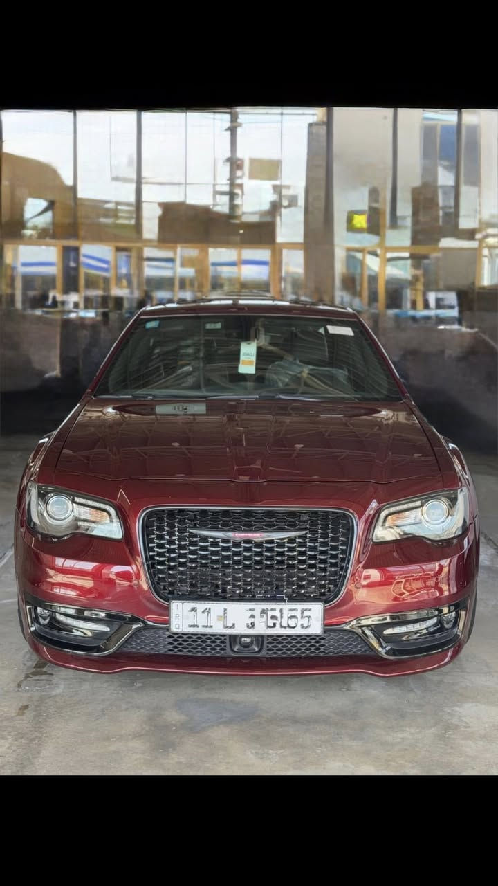 اسم السيارة :-كرايسلر اوباما
موديل السيارة:-2023
محرك السيارة:-3600cc. V6

مواصفات السيارة:-S بلاك ادشن بجم عريض  اعلافئة

🔹بنوراما 
🔹بصمة + تشغيل عن بعد
🔹رادار
🔹دمام
🔹تحديد مسار 
🔹ويل 20
🔹لايت زنون
🔹لد زنون
🔹بك لايت لد 
🔹دمام خلفي
🔹داخل جلد مختم s
🔹شاشة
🔹كامرة
🔹مرآة اوتو دم
🔹ستيرن كهرباء
🔹حساس امامي
🔹حساس خلفي
🔹كير ماوس
🔹كراسي 2 كهرباء
🔹كراسي ميموري
🔹سستم سماعات الباين
🔹نقطة عمياء
🔹تركشن
🔹تبريد قطعتين
🔹منافذ تايب سي و يواس بي
🔹كشنات حضن
🔹تحكم مقود جانبين
🔹ملحقات كاملة
🔹ضمان صيانة
🔹تدفئة و تبريد جميع الكشنات 
🔹وعدة مواصفات اخرى
مرقم بغداد

السياره فول الأخر حبايه 

السياره ماشيه 12 الف

رقم مميز 11L 39955 
  
***********

 السعر 410 $
