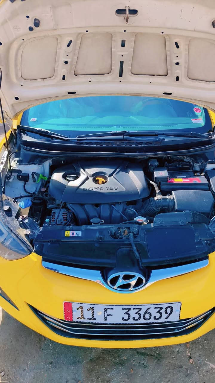 السلام عيلكم 
النتره 2015 خليجي بيه الباب الخلفي فقط والباقي كفاله حدايه جديده السياره مال جناي مكينه 1800
فول من عده البصمه... العنوان👇
الديوانيه الحمزه الشرقي  . السعر 125وابيه ماجال اتصل ودلل***********
