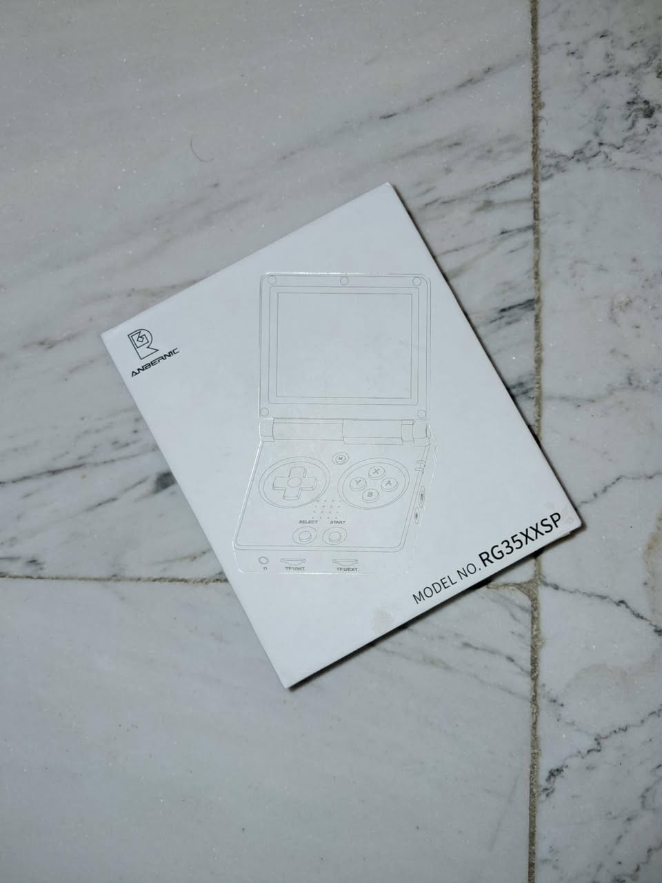 محاكي anbernic rg35xxsp 
🔥 جهاز محاكي ألعاب ANBERNIC RG35XXSP، شاشة 3.5 إنچ IPS، معالج رباعي H700، رام 1GB، ذاكرة 64GB قابلة للزيادة، بطارية 3300mAh (6–8 ساعات)، يدعم أكثر من 30 محاكي (PS1 / PSP/ Nintendo ds و ds lite/ GBA وغيرها) ويحتوي آلاف الألعاب (يوصل 10,000+)، تصميم قابل للطي، بيه WiFi وبلوتوث ويشبك على التلفزيون، جاهز للاستخدام مباشرة 🎮


**إذا كنت صاحب هذا الإعلان وتريد حذفه لأي سبب، رجاءا أرسل رسالة إلى الدعم الفني**