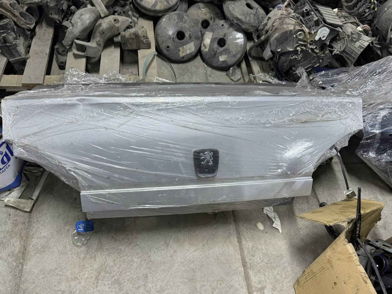 يتوفر جميع قطع الغيار البيجو الفرنسي 306 
          مستعمل اصلي او جديد 🆕 
للاتصال ع الرقم *********** رامي سرهنك 
      يوجد توصيل 🚚 لجميع محافظات 
       تخفيض لجميع قطع الغيار البيجو
