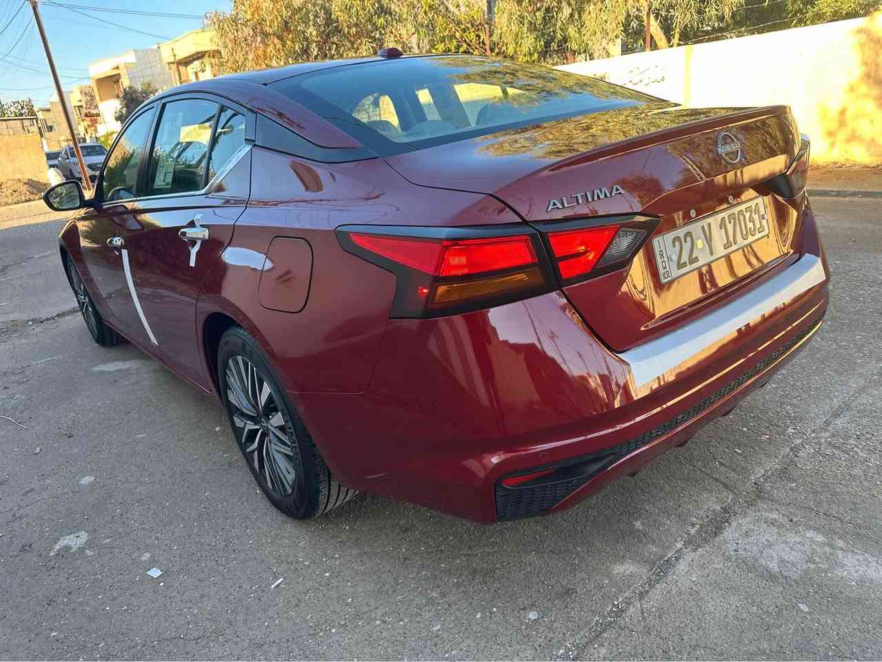 نيسان ألتيما وارد أمريكي موديل 2025 مواصفات SVلون ماروني حجم محرك 2.5 4 سلندر سياره ماشي 13الف mil مواصفات السيارة معروفة 
داخل كريمي بلادي
رادار أمامي
رادار خلفي
رادار جانبي
شغال عن بعد
بيبان بصمة
صندوك بصمة
لايتات ليد
ويل كروم 18 بلادي 
شاشة دي جيتال
شاشة كاميرا
كشن كهربائي
تحكمات استيرن طرفين شغال تحديد سرعه او فليوم
ظررالسيارة قطع واحد بس بونيد دواخل حيل خفيف 
سيارة جاهزة سنويه جديد هزه جديد دفتر بانزين بي 
سيارة ماشالله جديد او جاهزه الي ياخذه تشوف بيها خير مكان اسيارة كركوك سعر (165$)مجال بصيط
***********
*********** كركوك, العراق
