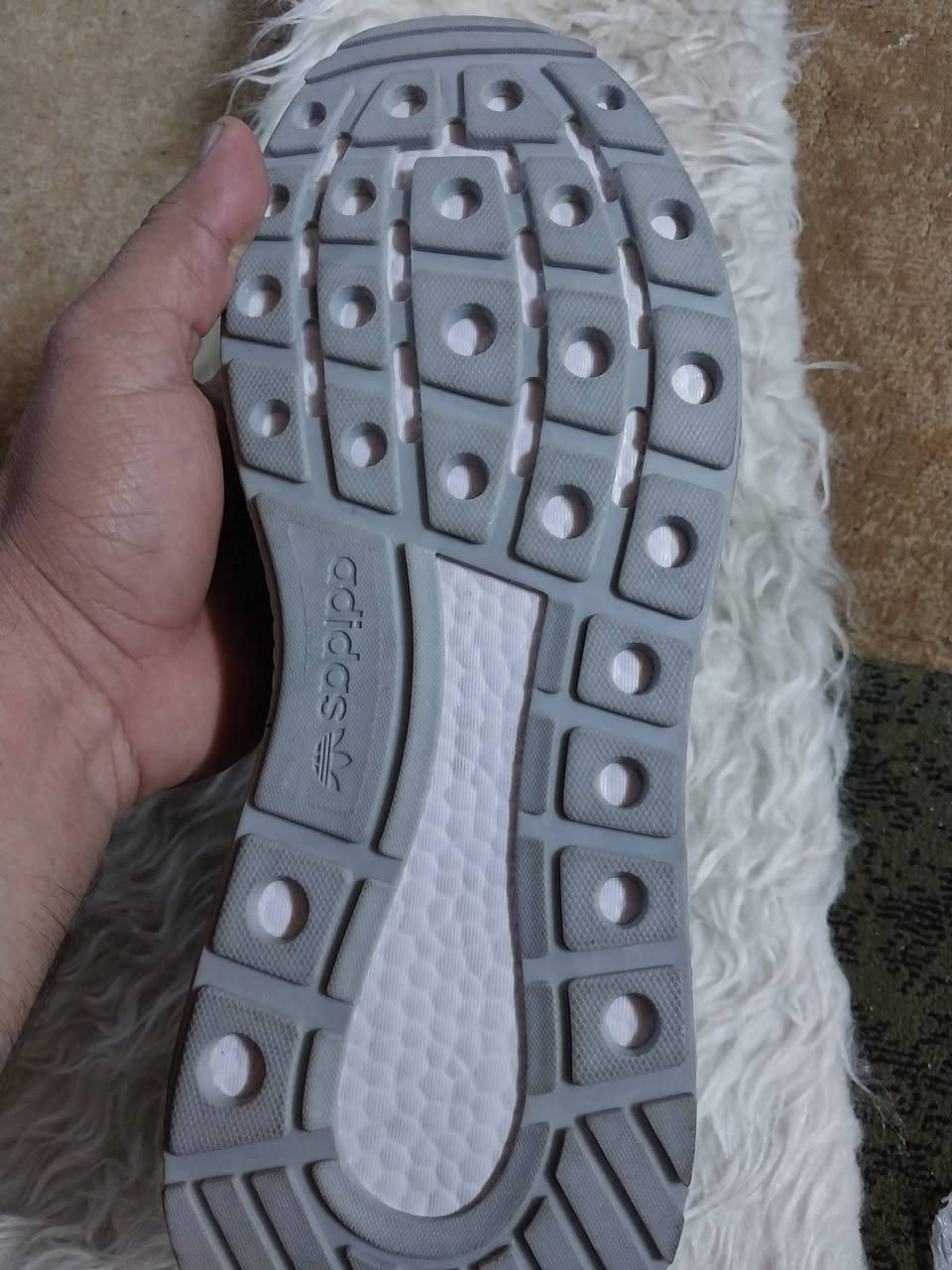 قطعه فيتنامي اديداس شرط اصلي اذا مو اصليه لاتستلم الطلب ولاتدفع دينار  السعر ٢٠ الف  والتوصيل مجاني القياس ٤٣ ع اول تم ملاحضه تصفيه محل الله شاهد


**إذا كنت صاحب هذا الإعلان وتريد حذفه لأي سبب، رجاءا أرسل رسالة إلى الدعم الفني**