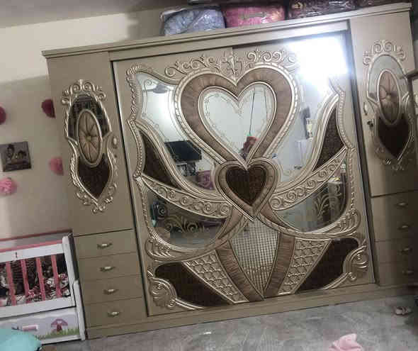 غرفة تركية نظيفة مع الدوشك ب٥٠٠ بيها مجال للشراي
العنوان بغداد الدورة الشراي يتصل *********** وبي وتساب
