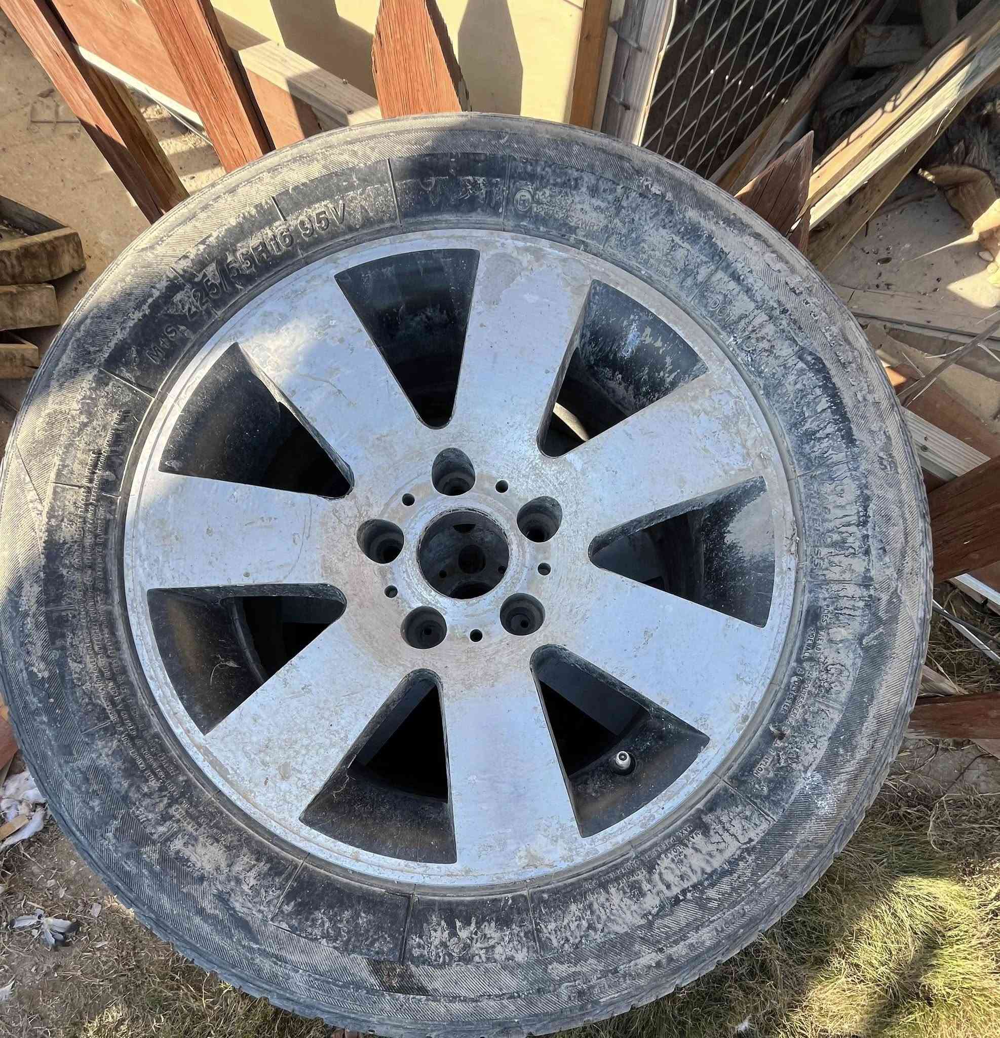 سلام عليكم تخم ويل وتاير لاتصليح ولا عواج للبيع ***********
