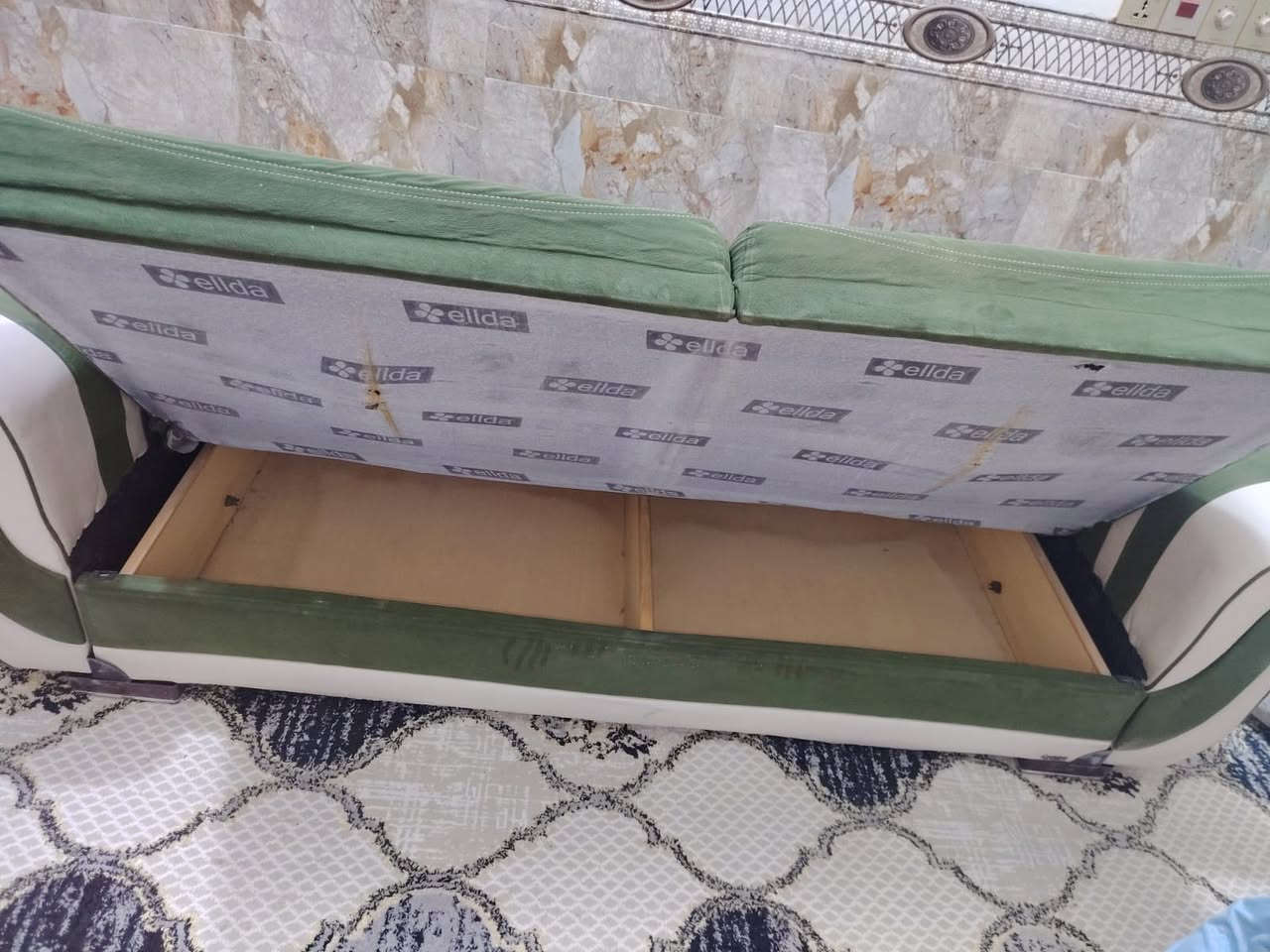 بيع شراء مراوس 

تخم قنفات تركي سرير مخزن 7مقعد السعر 270
العنوان كربلاء ملحق. الفارس للاستفسار ***********
