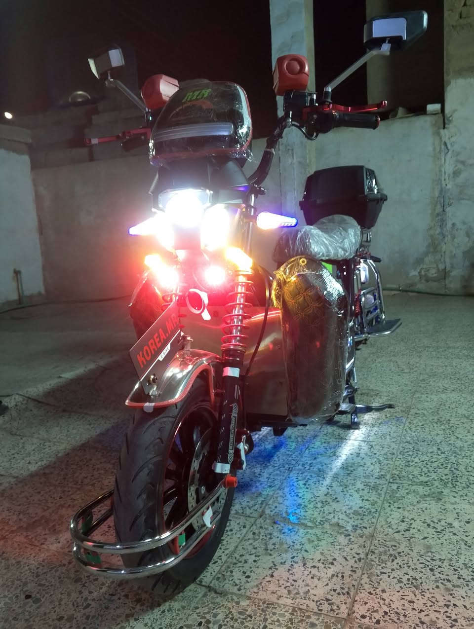 السلام عليكم موطور نظيف كل شيء ما ناقصه جديد بطاريات عدد سته  كهربائيات شغاله الفحص رايده مراوس اباتشي وانطي فرق قليل والاستفسار على رقم *********** واتساب
