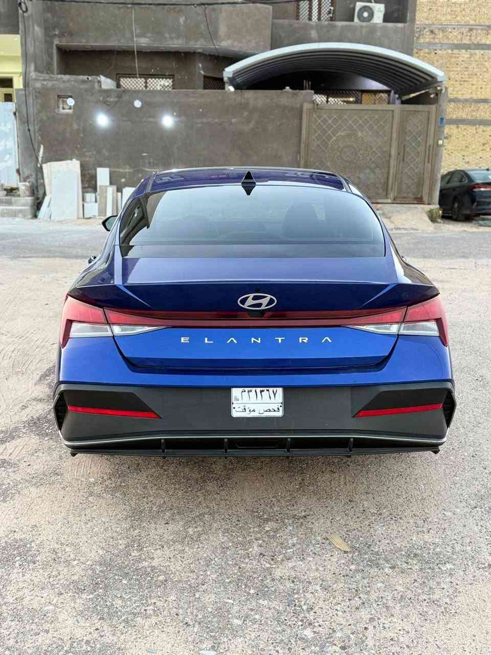 النترا 2024 لون جويتي وراد امريكي 
محرك 2000 دوش 

مواصفات 
1_ بصمه 
2_ تشغيل عن بعد 
3_ بصمه ابواب مع ترحيب 
4_ بصمه جنطه 
5_ لد امامي مع عدسات زنون 
6_ نقط عمياء 
7_ رادار امامي خلفي وجانبي 
8_ عدادات ديجتل مع شاشه ملتصق
9_ لد داخلي
10_ حساسات اوتو ستوب 
11_ كامره خلفيه وكامره رادار 
12_ شاشه اعطال 
13_ فول تحكم ستيرن مع قياده ذاتيه 
14_مود درايف تغير وضعيات القياده عدد 3
15_ مانع انزلاق
16-سايد ابريك كهربائي
17_كشافات 
18_ تدفئة ستيرن 
19_شاشه تدعم كار بلي 
20_منافذ شحن خلفية 
21_ويل كب 

السياره كفاله عامه بدون رقم حره 
تترقم اي محافضه اتريد 
تقرير غرق مياه امطار 
صوره امريكه مرفقه مع الصور
السعر: 160 وبيها مجال 
استفسار *********** 
العنوان البصره
