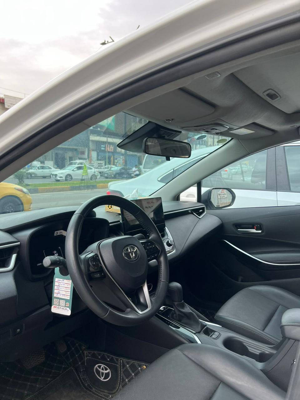 سلام عليكم كورلا هايبرد 2025 ماشية 23 الف سيارة نظيفة ضربة خفيفة بل جاملغ الخلفي ومصلح بارد وأثر خفيف في البنيد
مواصفات الكوريلا المعروفه 
 السعر 155 وبي مجال 
***********
