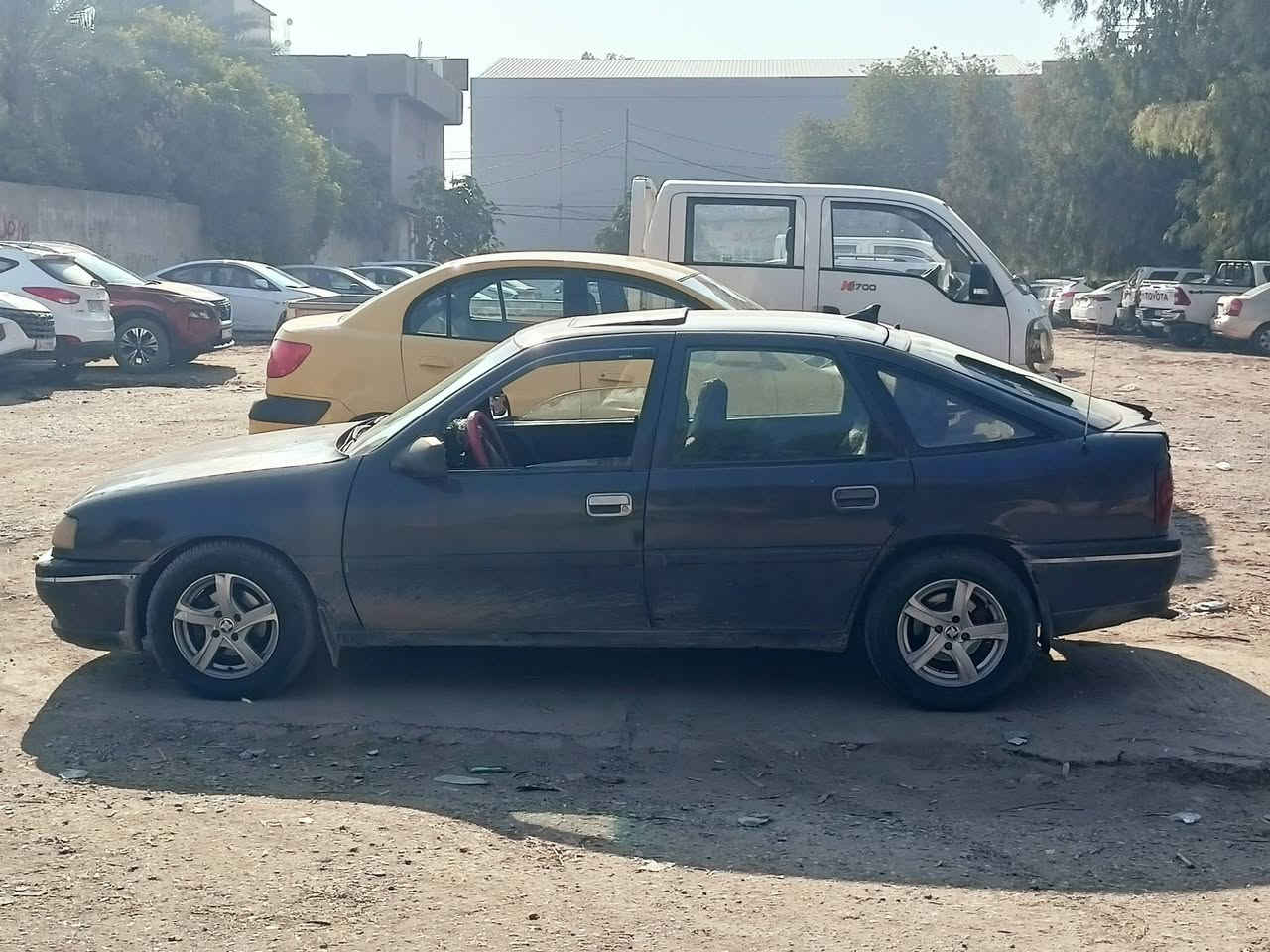 فكترا موديل 93حجم المحرك 18كير توماتيك كير ومحرك شرط مصبوغه حزام كابون بانزين بيها بسمنا شرط التحويل السعر 42وبيها مجال ***********
