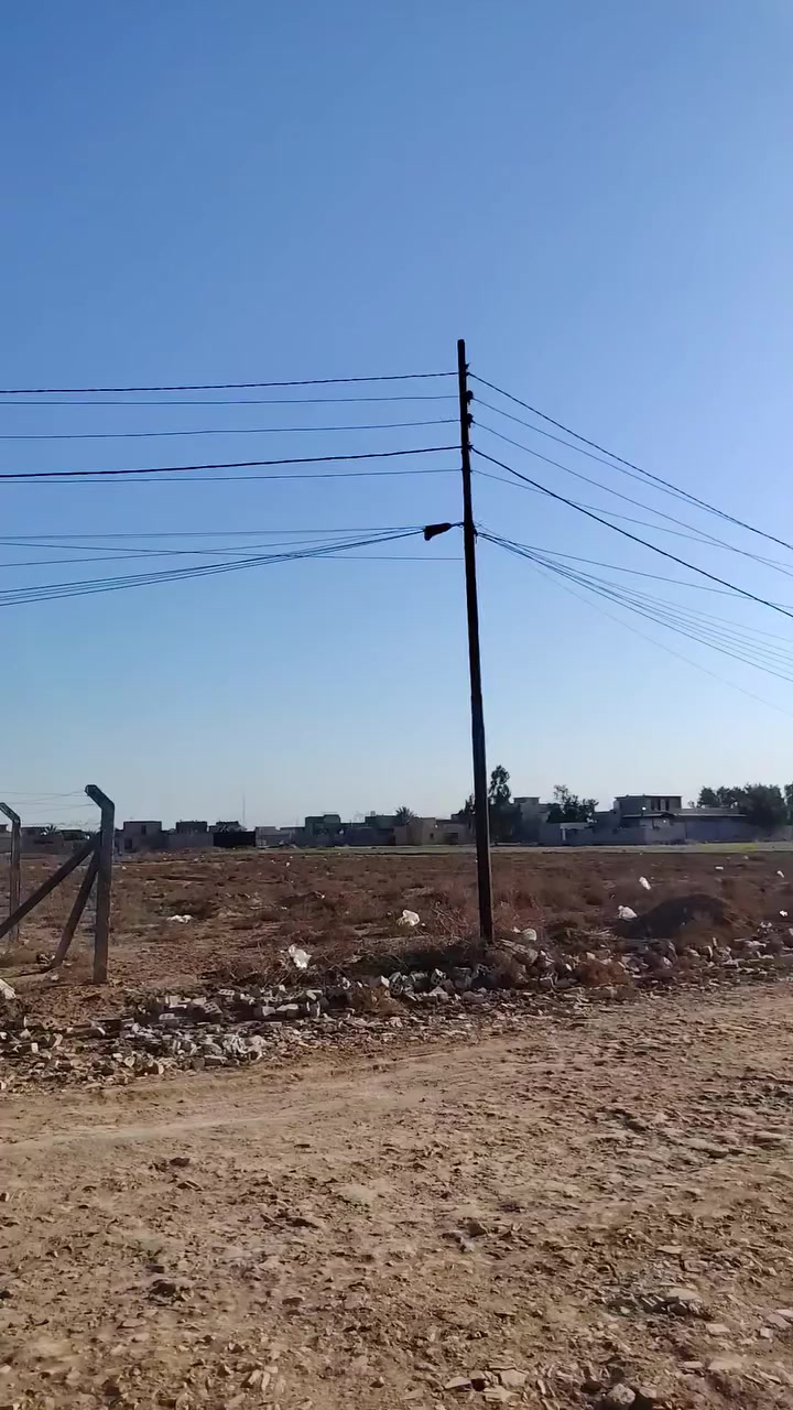 سلام عليكم بتلو للبيع معه اربع دبلات طابوق مساحت لبتلو 230 بقريت حجي داؤود ***********
