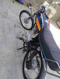 ايراني • ما يدخن • تواير جديدة