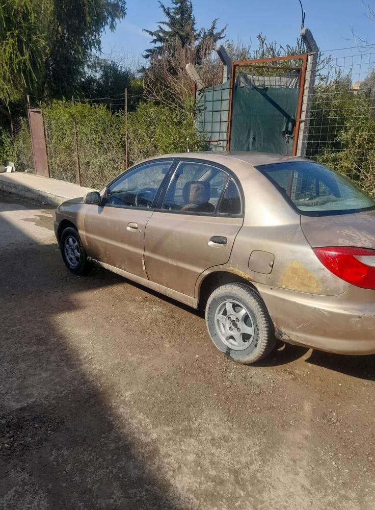 كيا موديل ٢٠٠٣ للبيع رقم ديالى شرط التحويل مكان السياره الموصل الاتصال على    ***********
