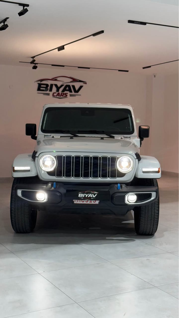 ‎Jeep Wrangler 2024 4XE 
جيب رانجلر ٢٠٢٤ 4xe 

مواصفات Sahara فول و لون كلش حلو 

مكينة ٤ سلندر حجم ٢‎ دهوك, العراق


**إذا كنت صاحب هذا الإعلان وتريد حذفه لأي سبب، رجاءا أرسل رسالة إلى الدعم الفني**
