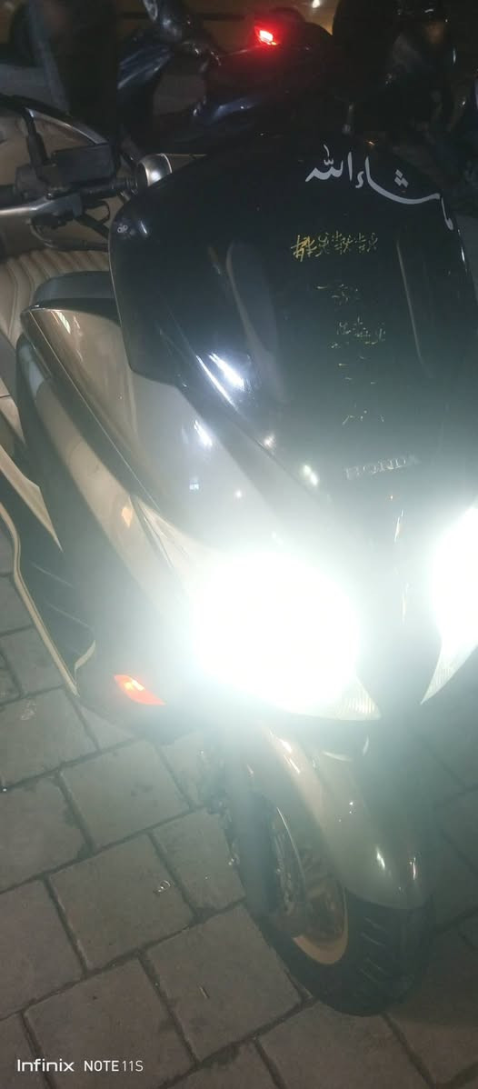 سلام عليكم فورزة للبيع مكفولة اس 7 دهن كلة امزول وبانزين كلة محسن الله شاهد ترايك وين متريد وين ميعجبك السعر خاص او واتساب  ***********
