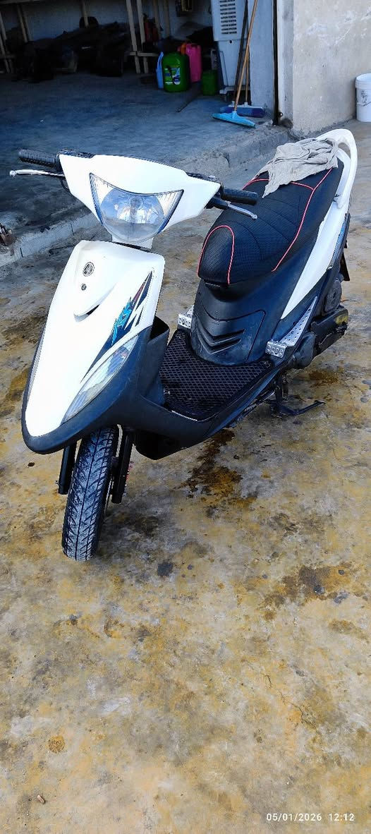 السلام عليكم دراجه ماكس عدله دراجه انظف من الصور كامل ما عيزه برغي واحد  مكاني بصره قضاء المدينه الشراي ابخدمته رقمي واتساب ‏‪0777 249 4693‬‏
