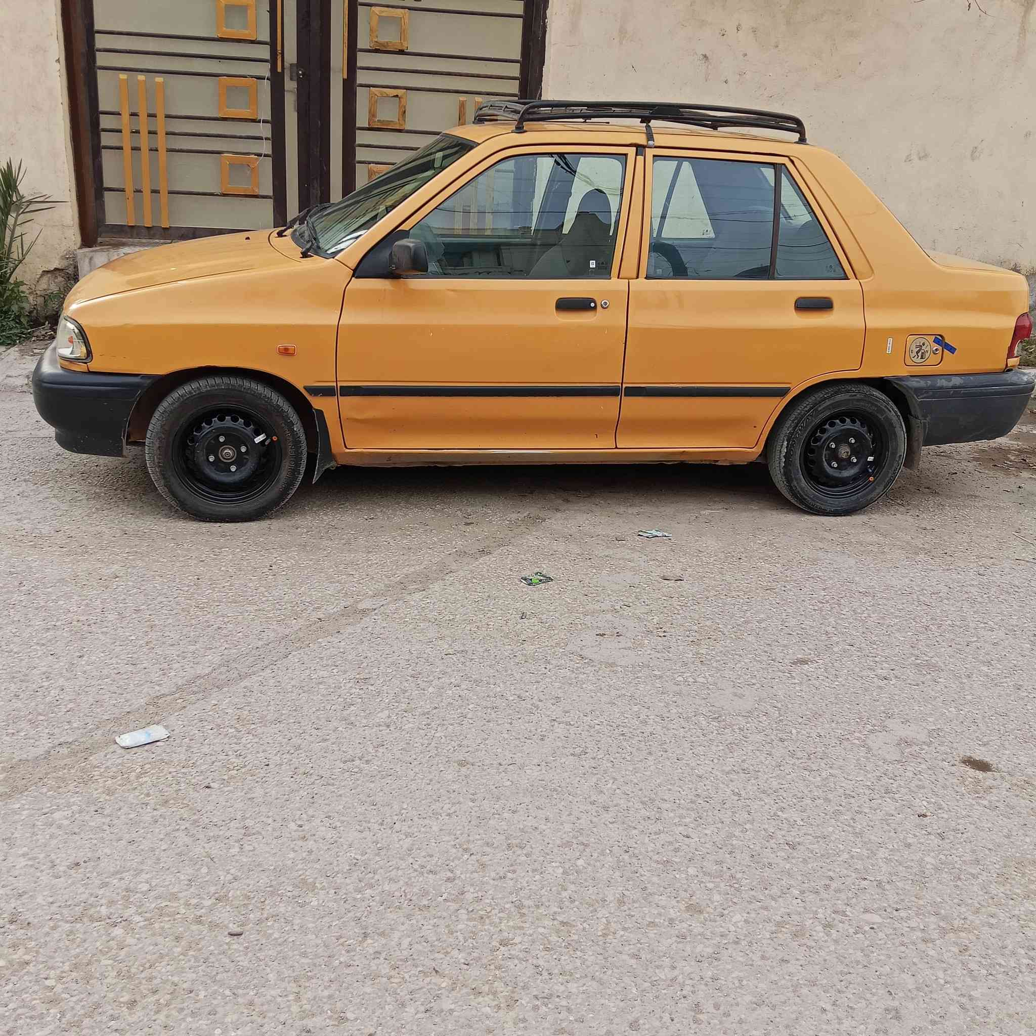 السلام عليكم شباب
سايبا 2015 للبيع
حداديه خير من الله
نظيفه هاي الصور كدامك
محرك بي تبخير
اريدها ب 34
***********
