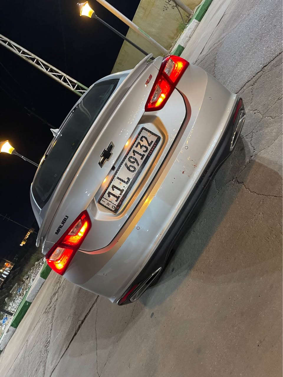 ماليبو للبيع RSموديل 2022 بغداد موصافات دبل كزوز  تحكمات ستين قياده ذاتيه تحديد مسار رادار بالمري رادارامامي خلفي داتا شو  سياره نظيف كلش كير محرك صدر تخم تاير تبريد جدد حادثه ربع البنيد صبغ سعر 11،500وبيه مجال شي بسيط للاتصال *********** بغداد, العراق
