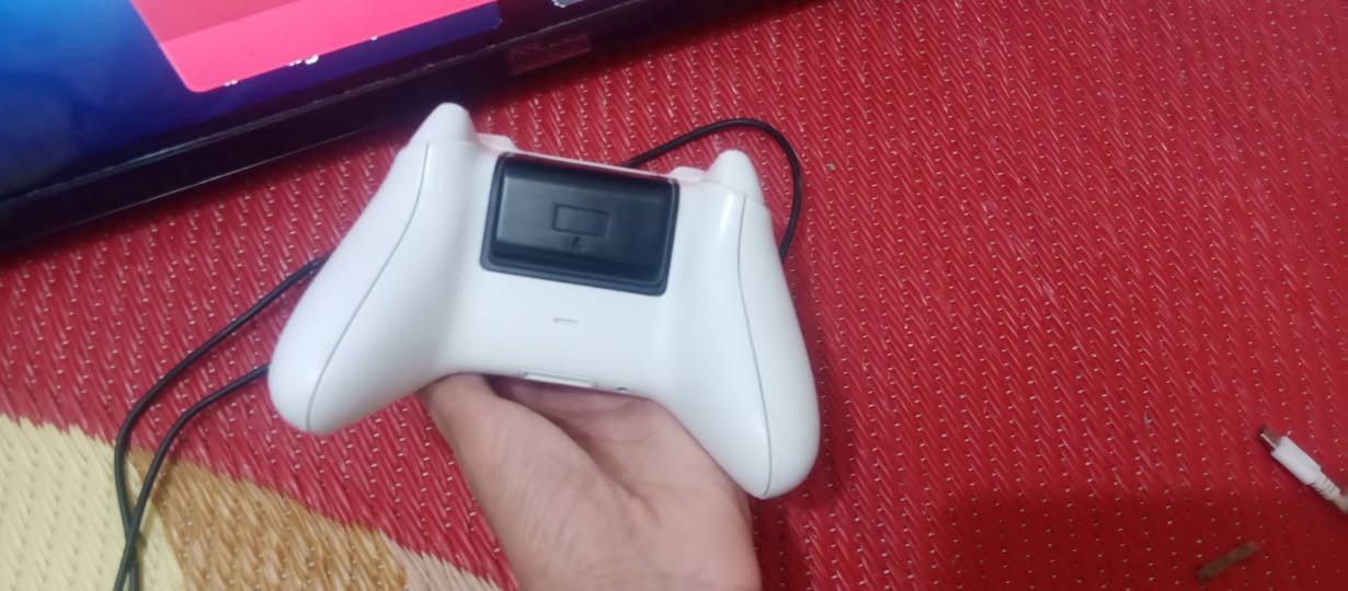 سلام عليكم عندي اكس بوكس سيريس اس نضيف بل باكيت ما داخل تصليح جديد صارلي شهر ونص من اشتريته وياه وايرلس 2 جوستك 2 واير hd وياه هارد نص تيرا نقصه واير عد اي ابو متجر تلكاه حته ميكلف وياه ماوس باد وكيبورد ماوس 2  لاكن اذا تريد ااماوس والكيبورد السعر يختلف وياه العاب مشتريهن وبيه حساب بيس قوي كلش كلش وبيه فيفا تشكيلات نار 24.25.26 جي تي اي العاديه والمحسنه والعاب بعد بل صوره
واطيك وياه حساب هديه بيه هذني العاب  
للتواصل واتس اب  ***********
لا تراسلني على الماسنجر الرسائل ما يطلعلي 
ملاحضه/ الجهاز جنت شادله يوبي اس يعني لا تخاف من ناحيه اني متعبه او شي واستخدمه قليل لان طالب سادس مو مال لعب
