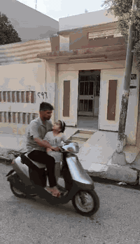 بيت للبيع مساحة ٢٠٠ م طابق واحد حي البكر مقابل الكنيسة  قرب المدرسة سند طابو السعر ١٨٥  مليون بي مجال  ***********
***********
