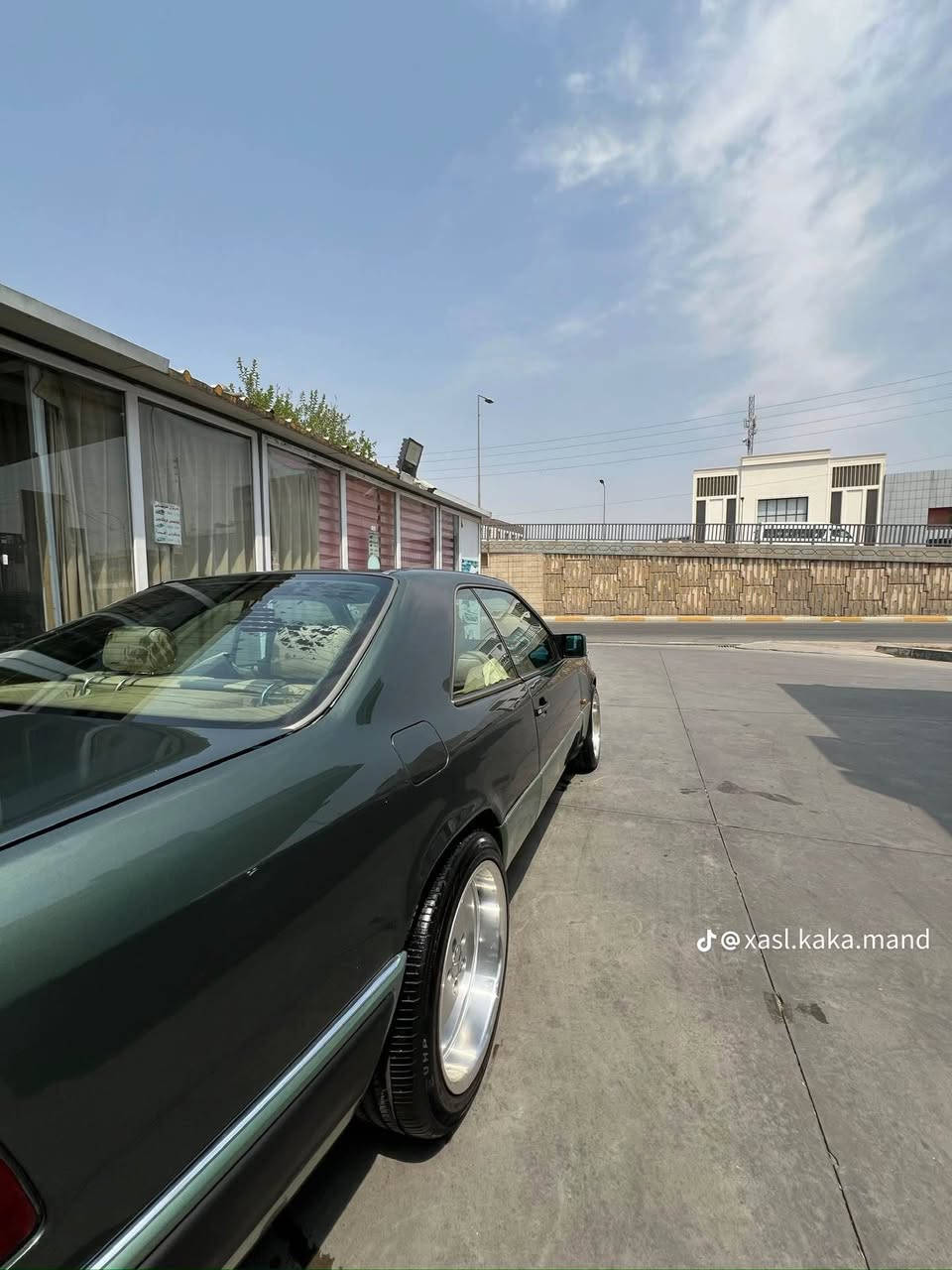 مؤدئل ٩٢E300 كوپه ى مه كينه ٣٠٠٠fft عامه بؤ جوانى بئ خايس بئ ده عم سه ره ده بل بيلادى سه نه وى هه زه ى تازه يه.      *********** أربيل, العراق
