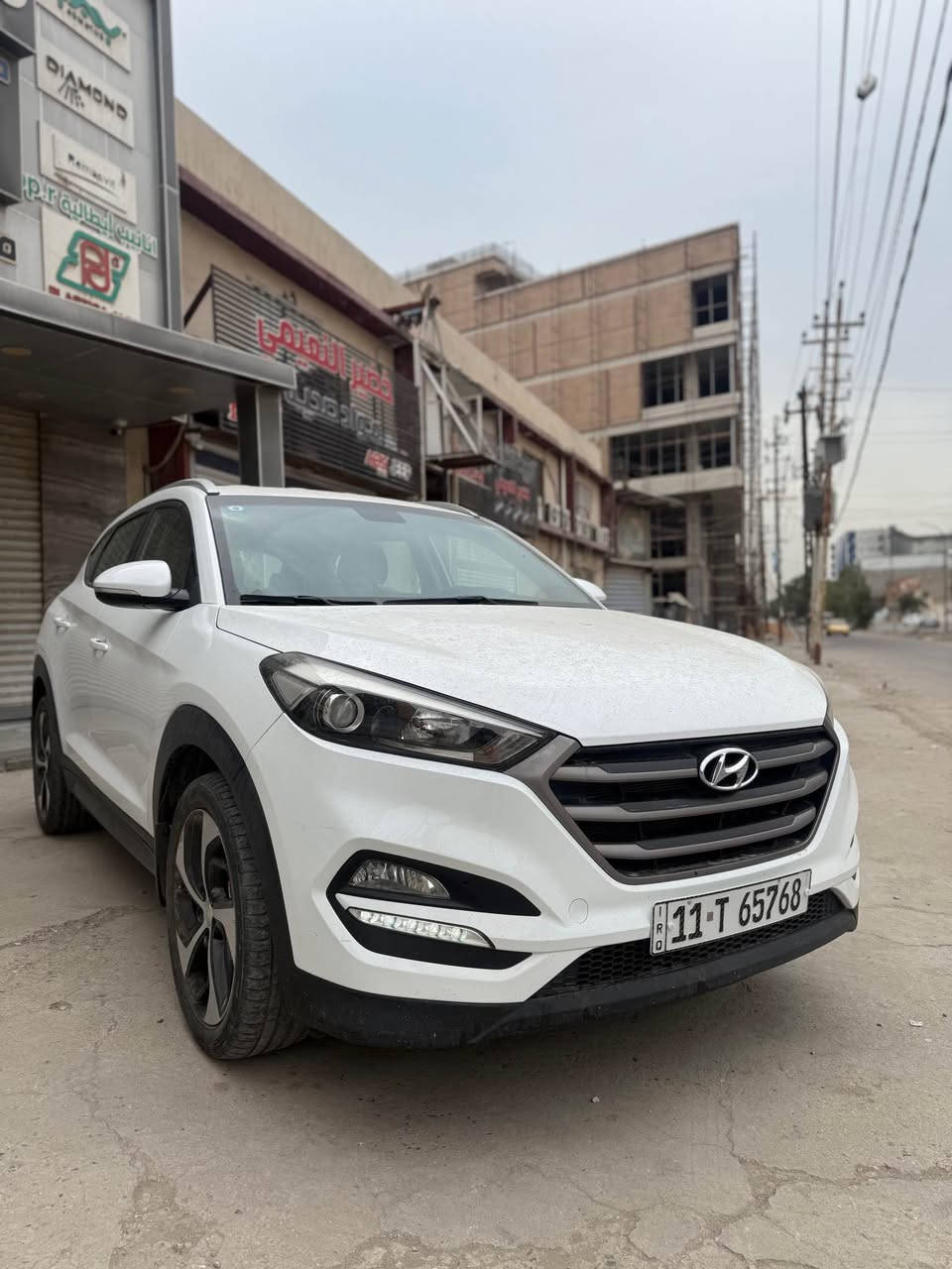 السلام عليكم اخوان عندي توسان 2017 خليجي مكفوله السياره رقم بغداد بسمي نص فول مكينه 2000 ماشيه 79 للبيع فقط السعر 180 مكاني بغداد الغدير  للاستفسار الاتصال ع *********** بغداد, العراق
