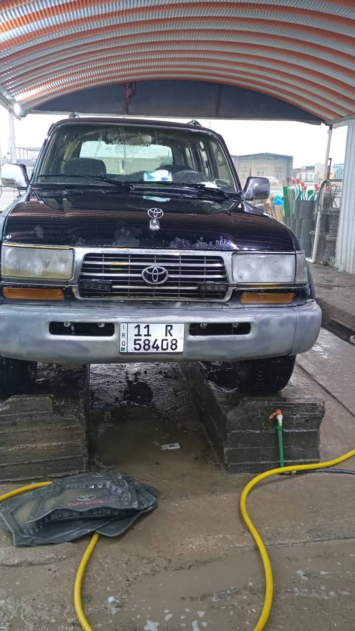 السياره موديل 93 مكفولة رقم بغداد تحويل مجدده السنويه 2028 السعر *********** الرقم بيه وتساب
