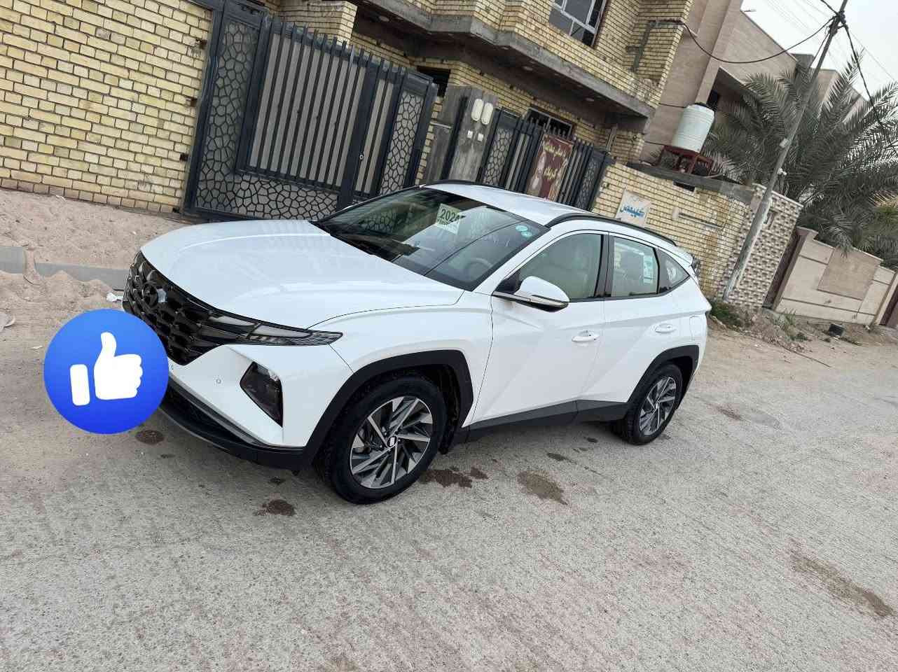 توسان ٢٠٢٤
فول مواصفات قماره حديد 
مقاعد كهرباء 
تشغيل عن بعد 
حساس امامي خلفي 
شاشه ايباد
وبعدهواي بيه مواصفات 
العنوان واسط الصويره
السعر ٢١٥وبيه مجال 
رقم الهاتف ‭٠٧٧٣ ٣٧٤ ٦٣٢٧‬
