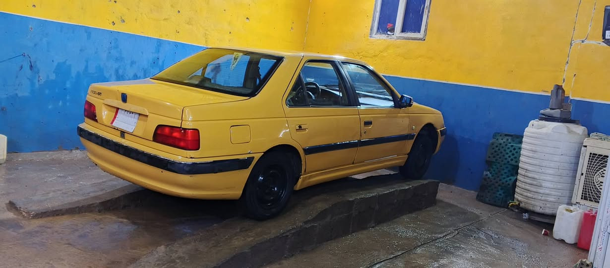 السلام عليكم
بيجو بارص 2015
للبيع 
كير مكينه حداديه 
بيها رشات 
مطلوبه هيىه وغرامات علمشتري 
السعر 30 وبيها مجال 
مكاني نجف  شارع المطار
***********
