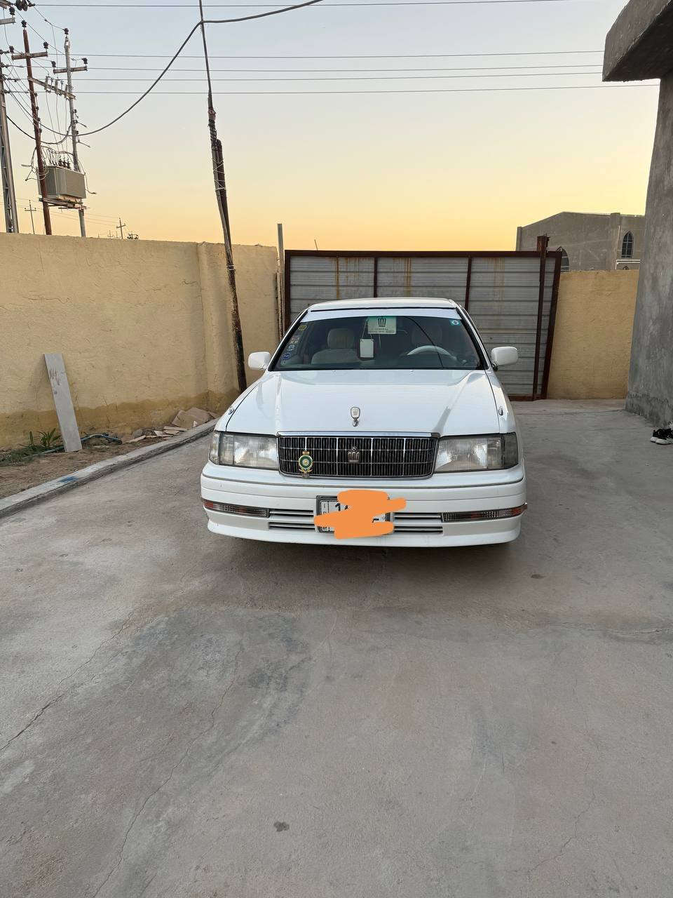 السلام عليكم راس الثور للبيع مكفوله من الكصه والنقل رقم انكليزي سنويه بعدها ما منتهيه تخم تاير فول حداده فول السياره توه صاعده هزه صاحب السيارة يريد تحويل دواخل السياره بل كارتون تبريد شغال مكينه 2500 وكير مكفولات السعر 95 بيها مجال قليل المكان البصره قضاءالمدينه سياره ديج الف دينار ما تخسر عليها مال جناي اتصل علا الرقم ***********
