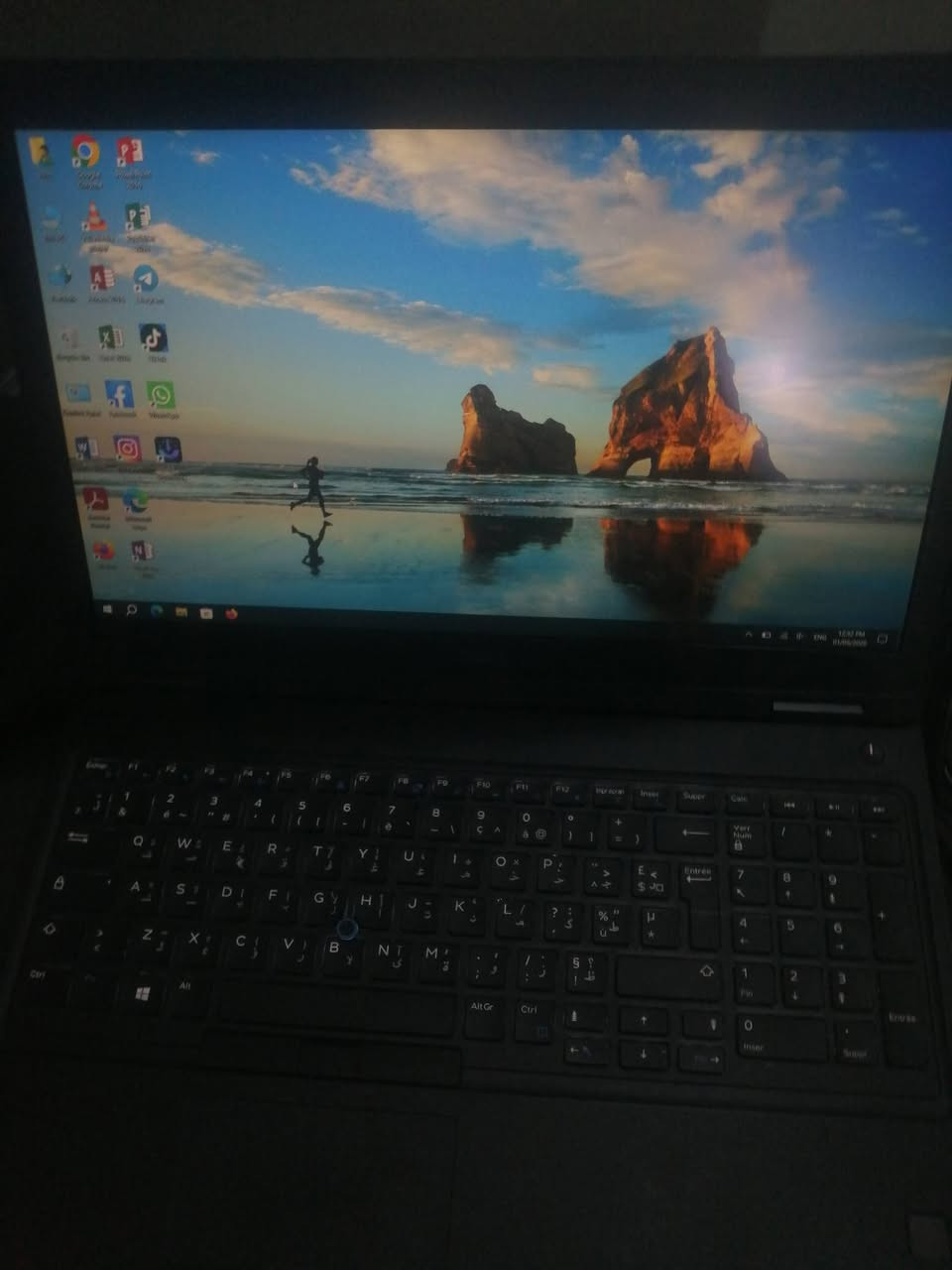 السلام عليكم
لابتوب  dell latitude 559‪0.
مواصفاتة. Intel cori5 gen 7 الجيل السابع /المساحة 256‪ssd / 
رام 8 كيكة. كارت الشاشة انتل 4 كيكة داخلي.. 
شاشة قياس 15.6 full HD.  تشغلك دقة 2k باليوتيوب والأفلام.. 
كيبورد ضوئي. منافذ كلهة شغالة. بصمة اصبع. بطارية طول ساعتين.. 
مكاني بغداد/ الشعلة.   السعر 180..


**إذا كنت صاحب هذا الإعلان وتريد حذفه لأي سبب، رجاءا أرسل رسالة إلى الدعم الفني**