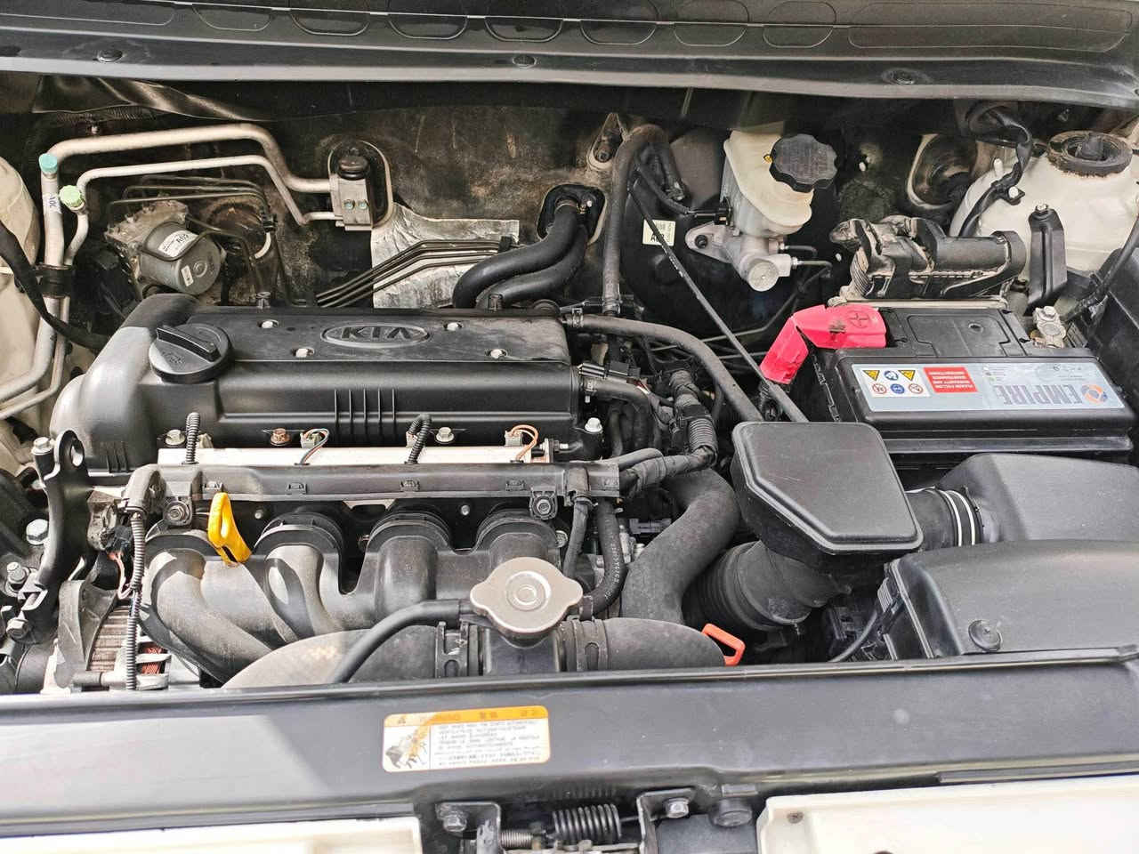 سلام علیکم 
کیا سۆڵ ٢٠١١ اوتوماتیک و عادی 
ناو سور ABS دژە خلیسک ویل کەپ بیلادی ١٨
تەنها یەک بست بۆیاخی هەیە بێ ناو گرتن بێ ایرباگ
گێڕ و مەکینە بە شەرت 
سەیارەکە زۆر مەزبوتە  ماڵی دۆستە
نرخی ٩٦ گەڵا ومەجال 
***********
لە سلێمانی السليمانية, العراق
