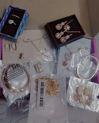 ٥٠ قطعه • اكسسوارات • علب صغيرة