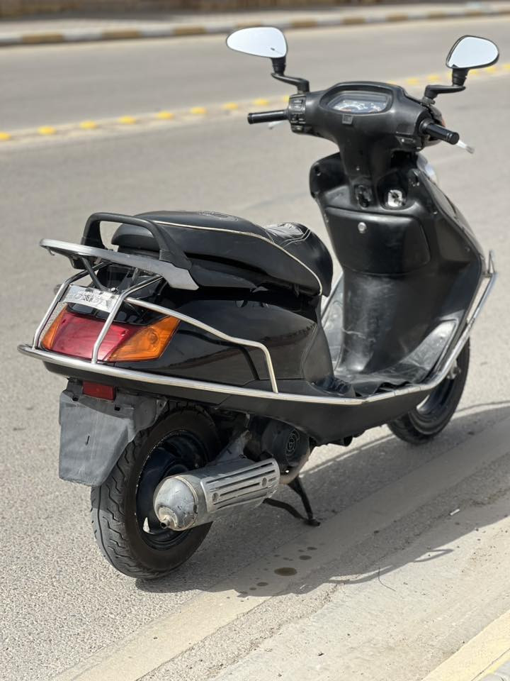 السلام عليكم دراجه سبيسي ياباني رمبه للبيع الدراجه نكره سلف هندر كهربائيات كلها شغاله برغي ما مفتوح بيها كله شغال و مكفول مكاني كوت شارع النسيج السعر خاص ***********
