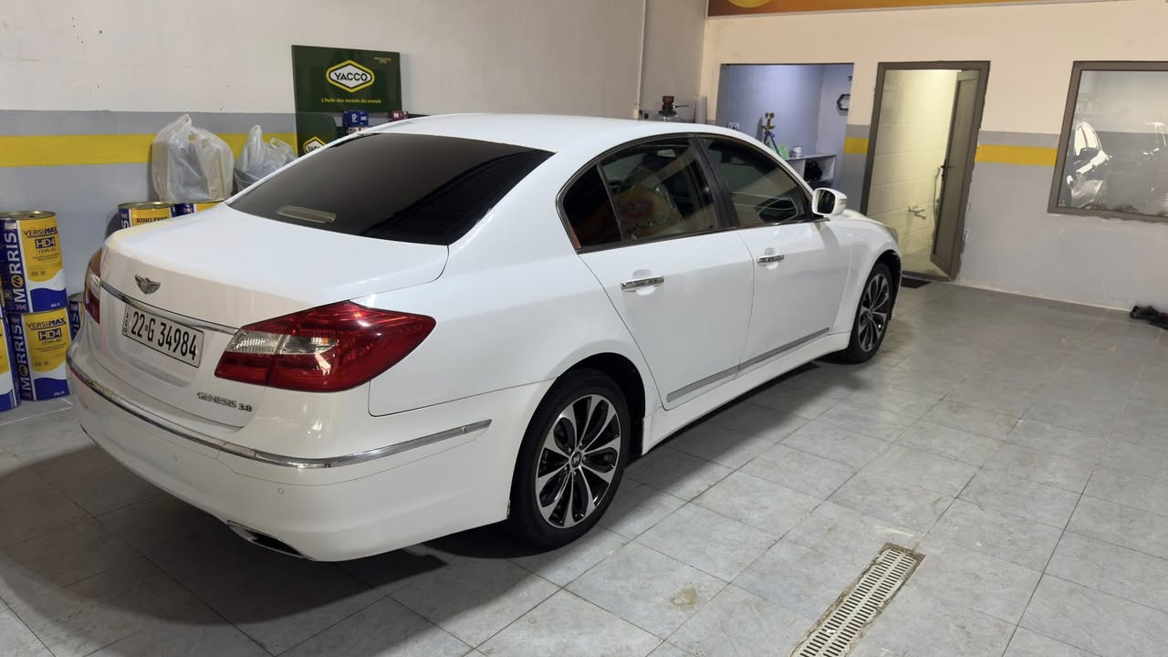 سلام عليكم للبيع جنسيز 2014 خليجي كفاله فقط بارد رقم السياره اربيل السياره حلوه وجديده حداده جديده مكينه كير كفاله مكينه 3800 مكان السياره بصره سعر 145 وبيها مجال رقم الهاتف ***********
