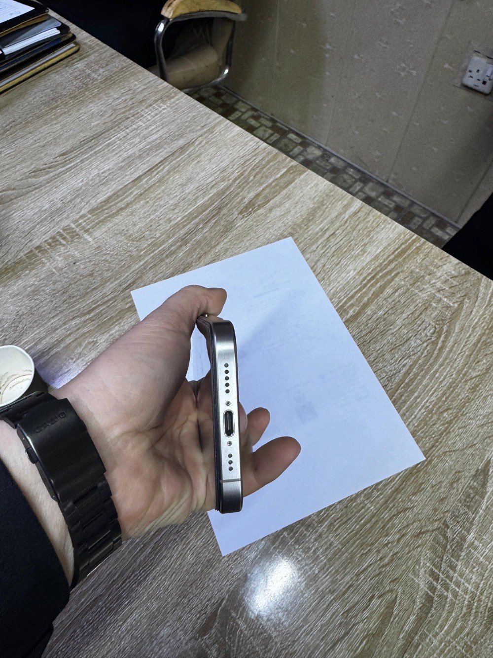 ايفون 15 برو
امبدل شاشة 
ذاكرة512
البطارية88
بدون ملحقاته 
للبيع او مراوس