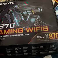 مذر بورد للبيع جديد لك فقط مفتوح من كارتون بعد بالكيس ماخذه للتجميعه م...