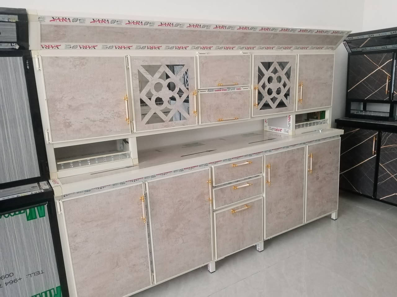 يوجد غراض جديد الاستفسار على هاذا الرقم ***********
