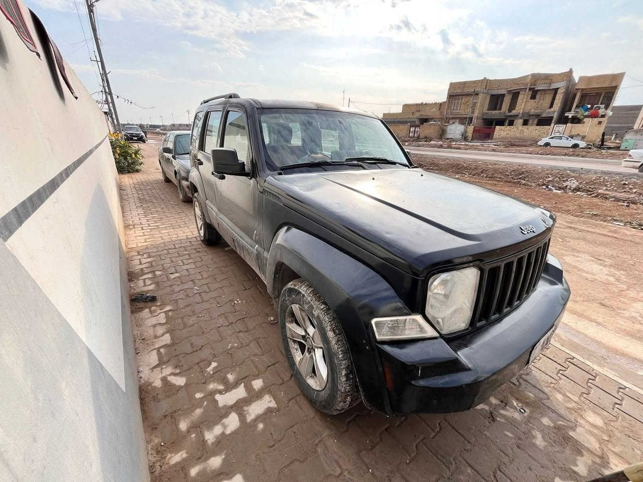 جيب لبرتي 2008
مكان السيارة ميسان
محرك كير كفالة 
سعرها 70 وبيها مجال

‭0770 675 3640‬
