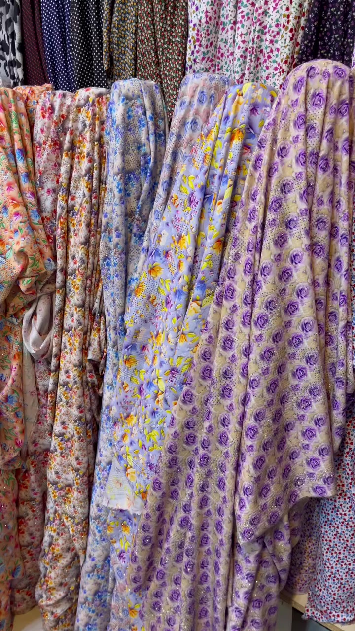 سلام عليكم متابعينه اليوم جايبلكم شغله جديده ومختلفه😍
كشمير مخور امراتي 😘خامه فرنسيه ابو الستراس 😍سعر المتر 5 الاف بس القطعه 12 الف فقط


**إذا كنت صاحب هذا الإعلان وتريد حذفه لأي سبب، رجاءا أرسل رسالة إلى الدعم الفني**