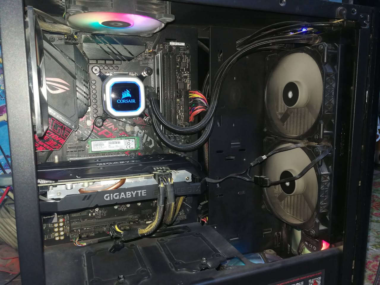 تجميعة حاسبة قوية ونظيفة، استخدام شخصي، قطع مرتبة .
المعالج: Intel Core i7-9700K سرعة 3.6GHz
الأنوية: 8 Core / 8 Threads
اللوحة الأم: ASUS ROG STRIX Z390-H Gaming
التبريد: Corsair H115i Liquid Cooler
الذاكرة: 16GB RAM DDR4 3200mhz قطعة واحدة
التخزين: HDD 700GB
كارت الشاشة : Gtx 1660 super 6GB  Gigabyte 
مزود الطاقة: Corsair 450W
الكيس: Thermaltake
📌 التجميعة نظيفة وتشتغل بدون أي مشاكل
📌 مناسبة للألعاب والاستخدام الثقيل

المكان البصرة .
السعر 650 الف


**إذا كنت صاحب هذا الإعلان وتريد حذفه لأي سبب، رجاءا أرسل رسالة إلى الدعم الفني**