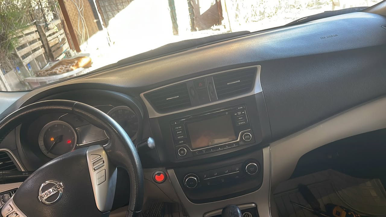 نيسان سنترا2015 sv فتحه بصمه مانع نزلاق تحكم سرعه مثل ماموضح بالصور وارد امريكي حادثه فقط جاملغ خلف السايق السعر105 /‭0772 796 4575‬
