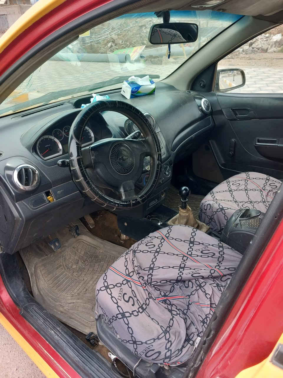 افيو موديل مسكر امريكي كير عادي مكينه لاسرف ولا تبخير وغرفته نضيفه موديل ٢٠٠٧ السعر ٣٣ ورقه وبيه مجال ***********
