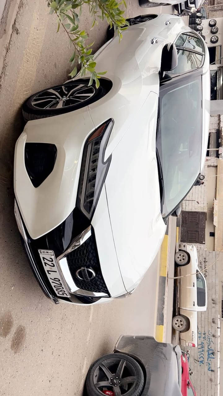 مکزیما 2022 موصفات svماشی 13الف بدن صبغ بدون تعدیل بدون حدث 
رقم اربیل  
سعر 168$ بیه مجال 
*********** كركوك, العراق
