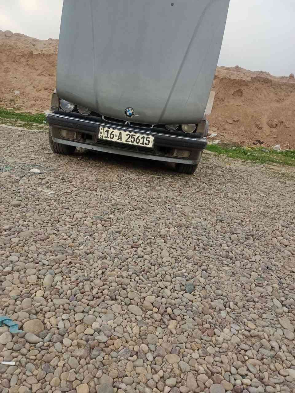 السلام عليكم  735اصل كير مكينه جدد تبريد شغال حداديه جديده تخم تأير جديد باتري جديد صبغ عام للجماليه سياره حلوه ونضيفه رقم قادسيه انكليزي تحويل مباشر  السعر 38وبيه مجال مكان السياره بغداد  والاتصال على رقم  ***********
