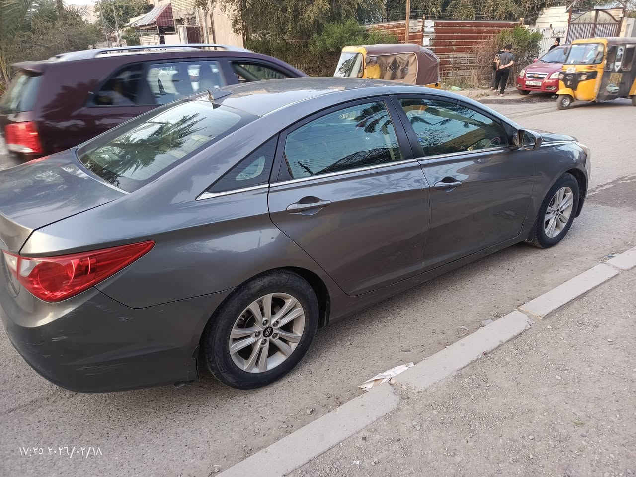 سوناتا موديل 2012 مكينه 2400 بيها 3 قطع صبغ بدون دواخل كفاله الدواخل محرك جديد مكفول بلادي رقم بغداد باسمي جاهزه السعر 95 عنوان بغداد الكرخ الغزاليه للاستفسار ع رقم ‏‪***********‬‏
